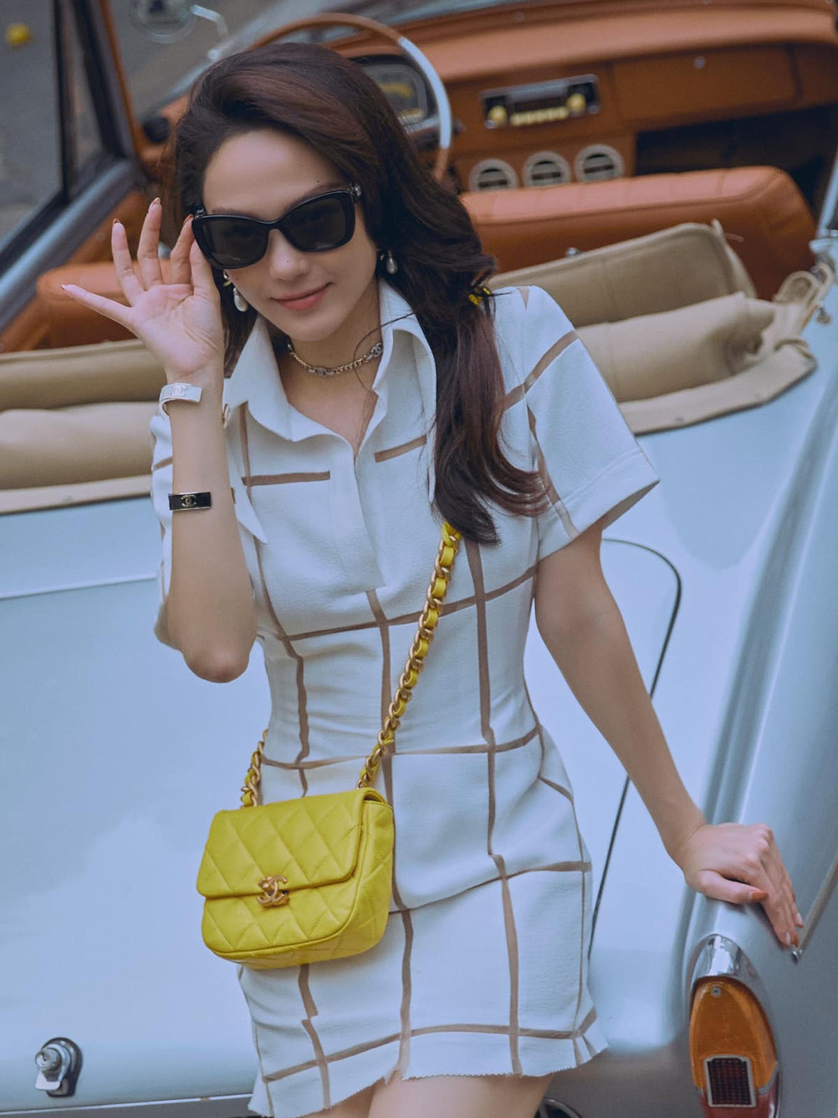 Minh Hằng xinh đẹp cùng những thiết kế túi hàng hiệu thanh lịch Minh Hằng xinh đẹp cùng những thiết kế túi hàng hiệu thanh lịch