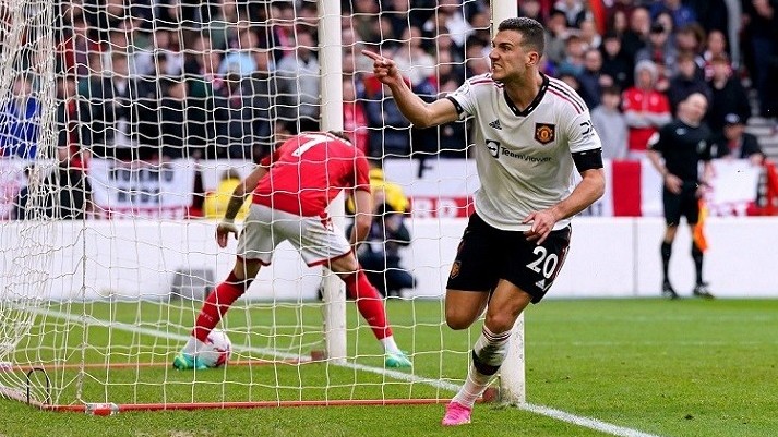 Diogo Dalot ghi bàn, CĐV Man Utd khen tài xoay chuyển chiến thuật bậc thầy của HLV Erik ten Hag