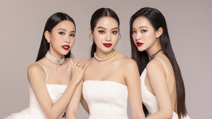 Top 3 Hoa hậu Việt Nam 2022 thăng hạng nhan sắc và phong cách trong bộ ảnh chụp chung