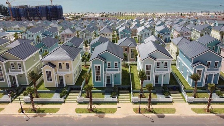 Bất động sản mới nhất: Đất nền Hà Nội bị ‘ngó lơ’, thị trường mua bán-sáp nhập ‘tăng nhiệt’, Lâm Đồng tạo kinh phí cho 2 dự án cao tốc