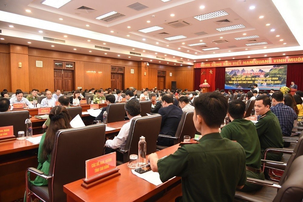 Toàn cảnh Hội thảo 'Triển khai vận hành thí điểm Khu cảnh quan thác Bản Giốc (Việt Nam) - Đức Thiên (Trung Quốc)'. (Ảnh: Mịnh Quân) Toàn cảnh Hội thảo 'Triển khai vận hành thí điểm Khu cảnh quan thác Bản Giốc (Việt Nam) - Đức Thiên (Trung Quốc)'. (Ảnh: Mịnh Quân)