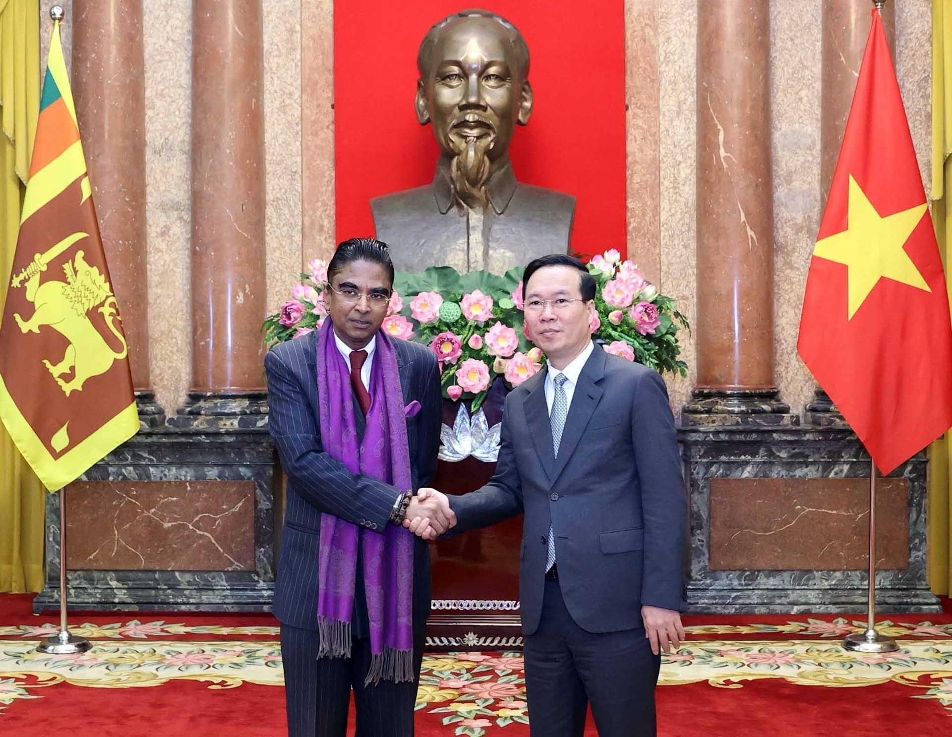 Chủ tịch nước Võ Văn Thưởng tiếp các Đại sứ trình quốc thư