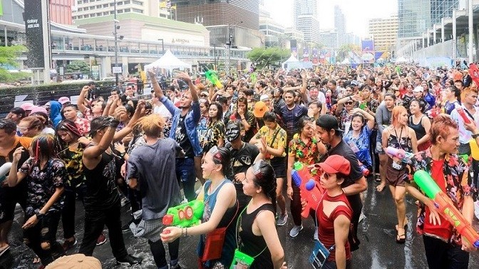 Thái Lan lo ngại các ca mắc mới Covid-19 tăng cao sau Tết cổ truyền Songkran