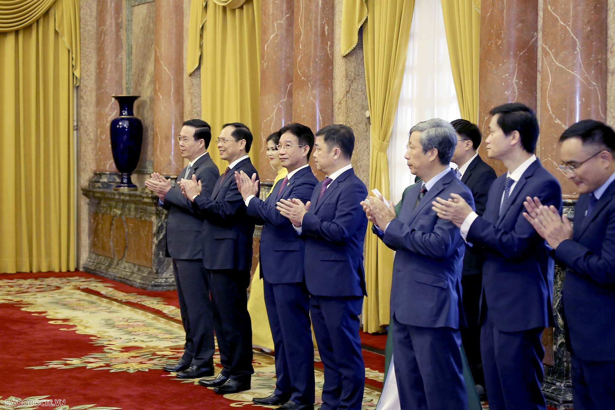 Chủ tịch nước trao quyết định bổ nhiệm Đại sứ Việt Nam tại Nhật Bản