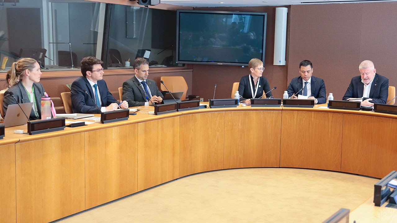 Tầm quan trọng của lòng tin, bình đẳng và hành động quốc gia trong sẵn sàng ứng phó và phòng chống dịch bệnh Việt Nam nhấn mạnh tầm quan trọng của lòng tin, bình đẳng và hành động quốc gia trong sẵn sàng ứng phó và phòng chống dịch bệnh