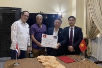 Thành phố Hồ Chí Minh trao hỗ trợ cho Cuba khắc phục hậu quả trận hỏa hoạn năm 2022