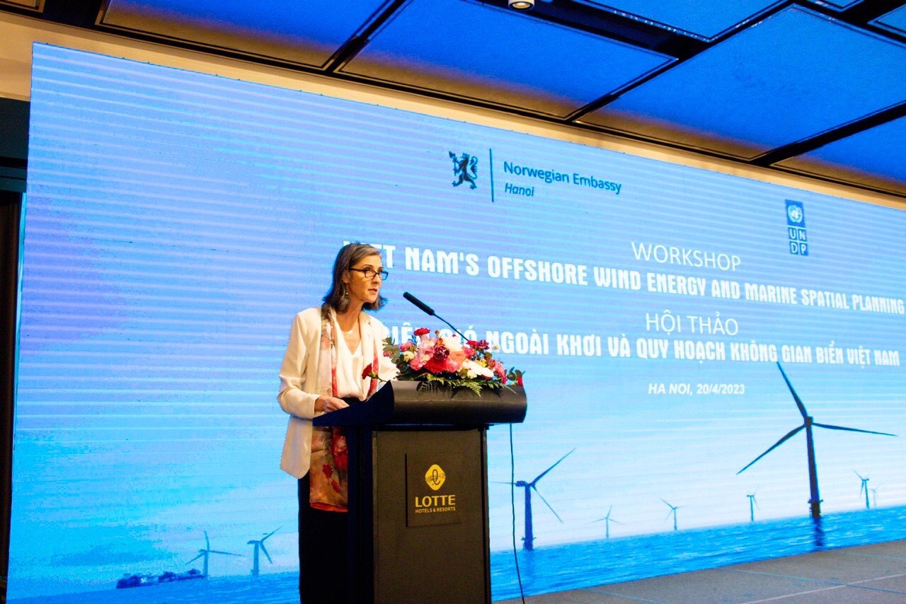 Giải phóng tiềm năng điện gió ngoài khơi thông qua quy hoạch không gian biển bền vững qua góc nhìn chuyên gia Giải phóng tiềm năng điện gió ngoài khơi thông qua quy hoạch không gian biển bền vững qua góc nhìn chuyên gia