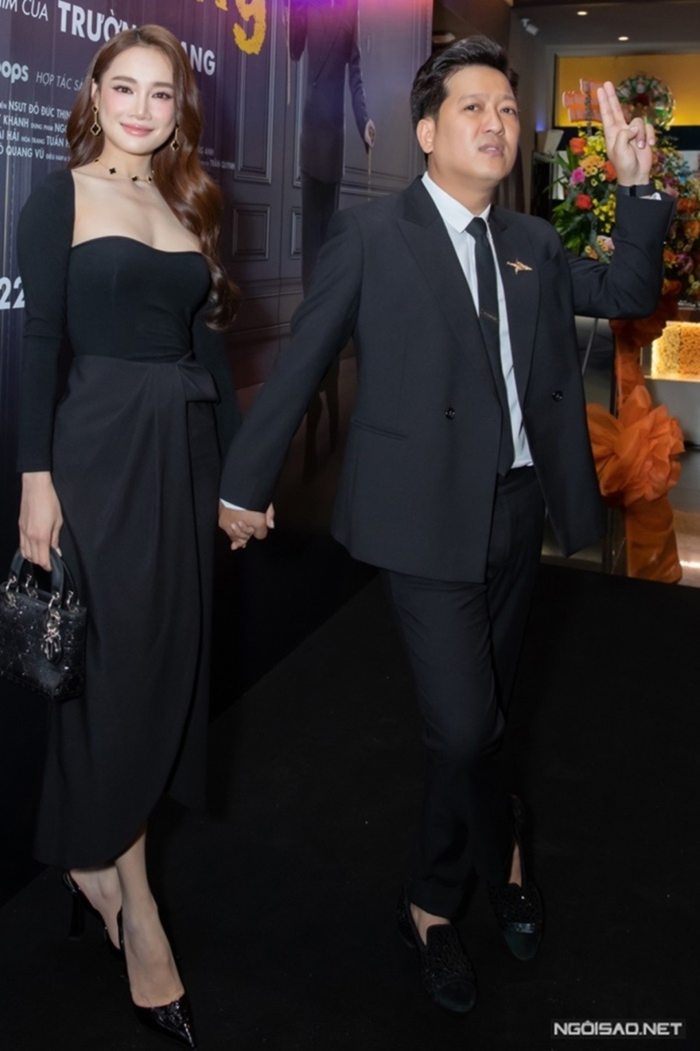 Vợ chồng Nhã Phương - Trường Giang ủng hộ nhau trong công việc. Tháng 12 năm ngoái, Nhã Phương đến dự họp báo ra mắt web drama Chủ tịch giao hàng, ủng hộ dự án mới của ông xã. Xem một số trích đoạn phim ở sự kiện, cô ấn tượng nhịp phim vui tươi và các cảnh tình tứ giữa hai nhân vật chính do Trường Giang và Tiểu Vy đảm nhận. Ngoài cổ vũ tinh thần, Nhã Phương còn góp mặt một vai phụ trong Chủ tịch giao hàng. Trong khi đó, hồi đầu năm 2023, khi Nhã Phương tham gia Sao nhập ngũ, cô cho biết Trường Giang không ủng hộ cô thử sức ở sân chơi này vì thấy quá vất vả nhưng anh vẫn chủ động quán xuyến việc nhà, chăm sóc con gái để vợ yên tâm dồn sức cho chương trình.