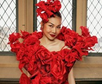 Vẻ đẹp sắc sảo của 'quý cô độc thân' đắt giá bậc nhất showbiz Việt - siêu mẫu Thanh Hằng