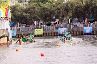 Tổ chức lễ hội đua ghe Ngo mừng Ngày Giải phóng miền Nam