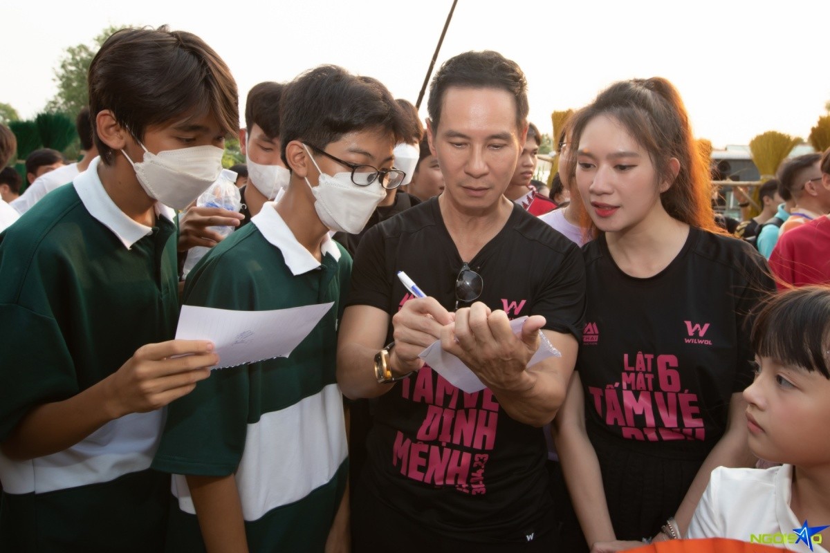 Đạo diễn Lý Hải Đạo diễn Lý Hải