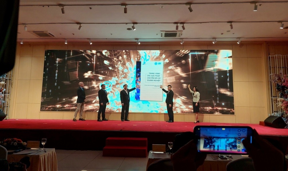 Công bố và kết nối trang vàng giải pháp chuyển đổi số Công bố và kết nối trang vàng giải pháp chuyển đổi số