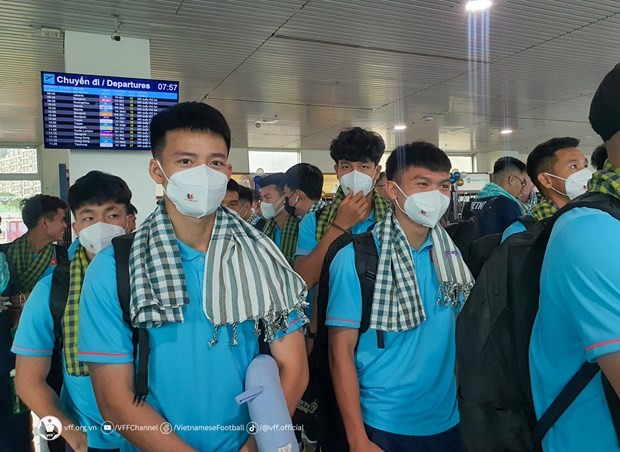 SEA Games 32: Huỳnh Như đoàn tụ gia đình trước khi di chuyển sang Campuchia