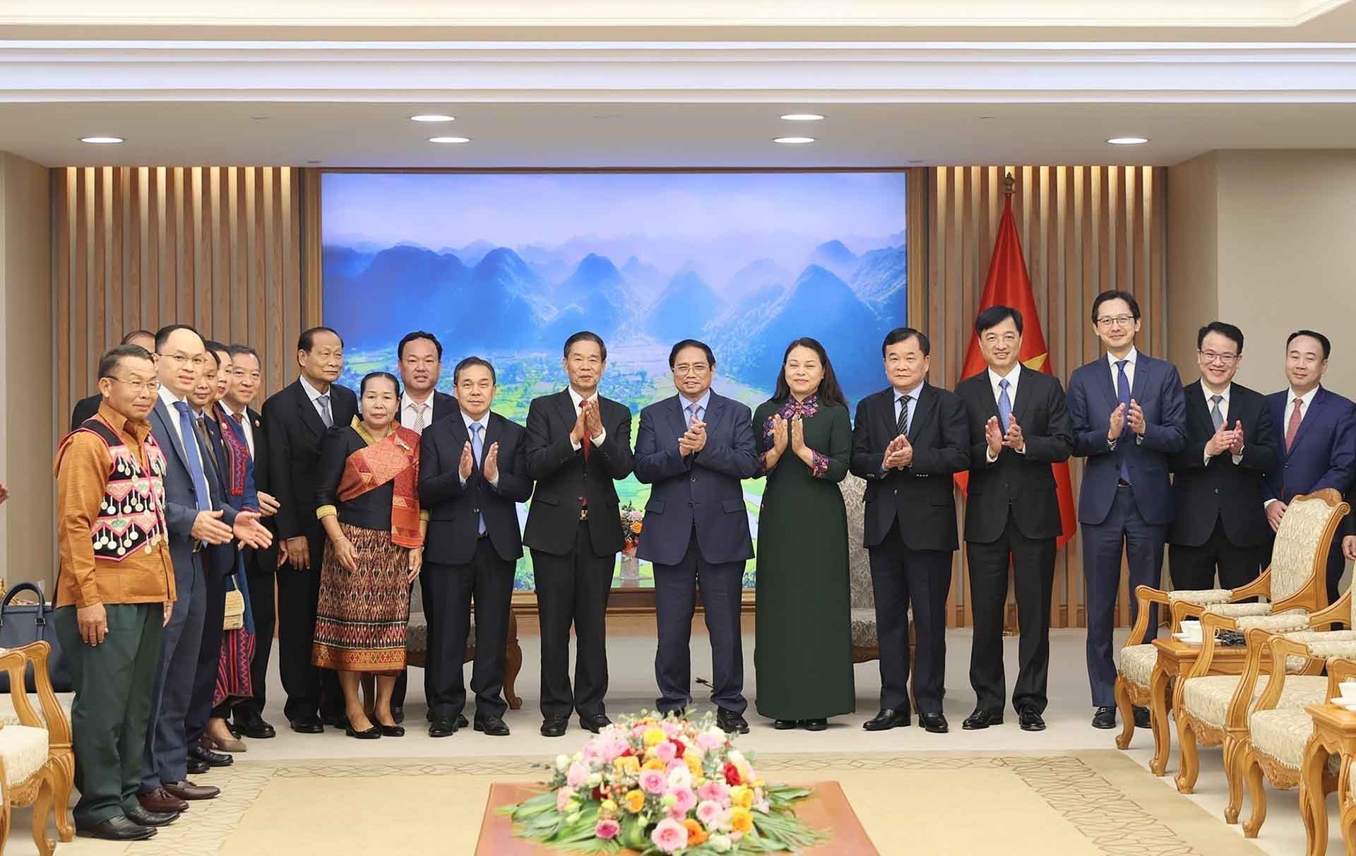Thủ tướng Phạm Minh Chính tiếp Chủ tịch Ủy ban Trung ương Mặt trận Lào xây dựng đất nước Thủ tướng Phạm Minh Chính tiếp Chủ tịch Ủy ban Trung ương Mặt trận Lào xây dựng đất nước