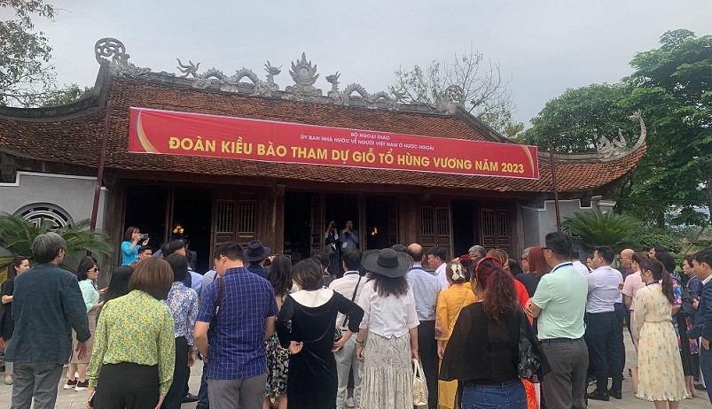 Kiều bào về thăm địa phương trọng điểm về phát triển du lịch của tỉnh Phú Thọ