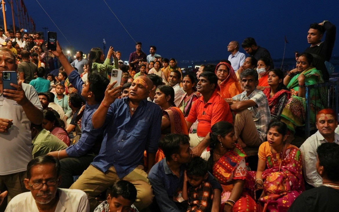 Varanasi: Thành phố linh thiêng bên bờ sông Hằng Varanasi: Thành phố linh thiêng bên bờ sông Hằng