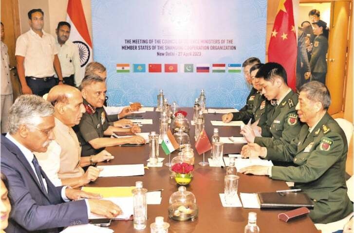 Bộ trưởng Quốc phòng Ấn Độ: Quan hệ Ấn-Trung chỉ có thể được cải thiện nếu biên giới bình yên Bộ trưởng Quốc phòng Ấn Độ: Quan hệ Ấn-Trung chỉ có thể được cải thiện nếu biên giới bình yên