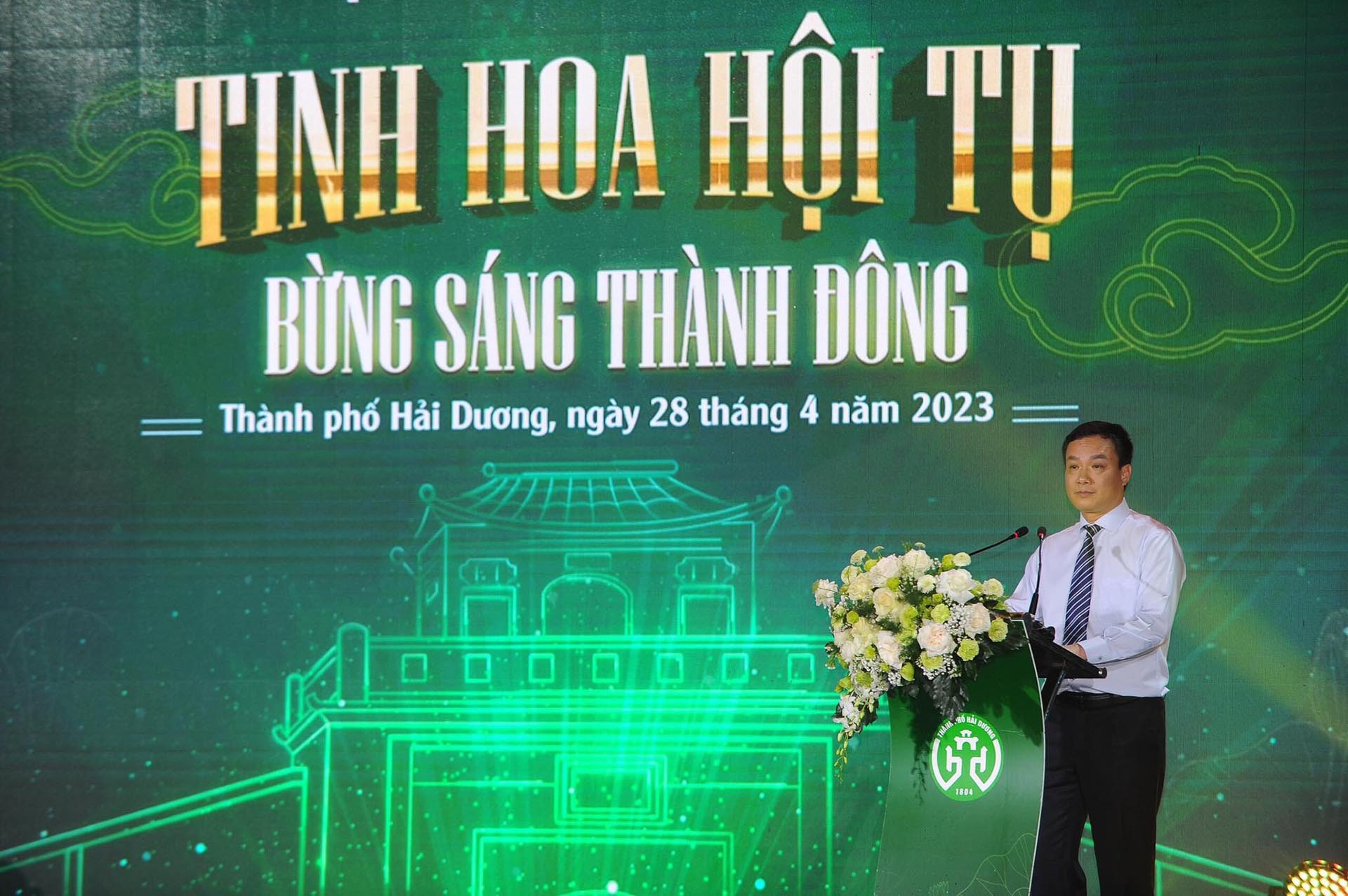 Phó Bí thư Tỉnh ủy, Chủ tịch UBND tỉnh Hải Dương Triệu Thế Hùng phát biểu tại lễ khai trương. Phó Bí thư Tỉnh ủy, Chủ tịch UBND tỉnh Hải Dương Triệu Thế Hùng phát biểu tại lễ khai trương.