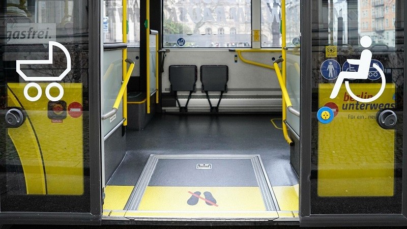 Đức áp dụng giá vé giao thông công cộng đồng giá mới, phe đối lập lên tiếng