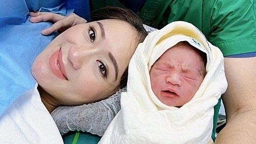 Ứng cử viên Thủ tướng Thái Lan hạ sinh con đầu lòng, khẳng định sẽ sớm quay lại tranh cử