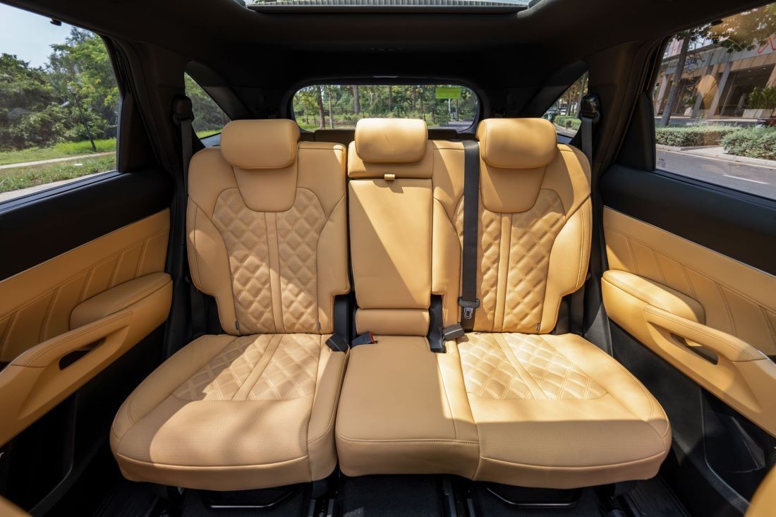 Cận cảnh Kia Sorento 2023 tại Việt Nam, giá bán từ 1,2 tỷ đồng Cận cảnh Kia Sorento 2023 tại Việt Nam, giá bán từ 1,2 tỷ đồng