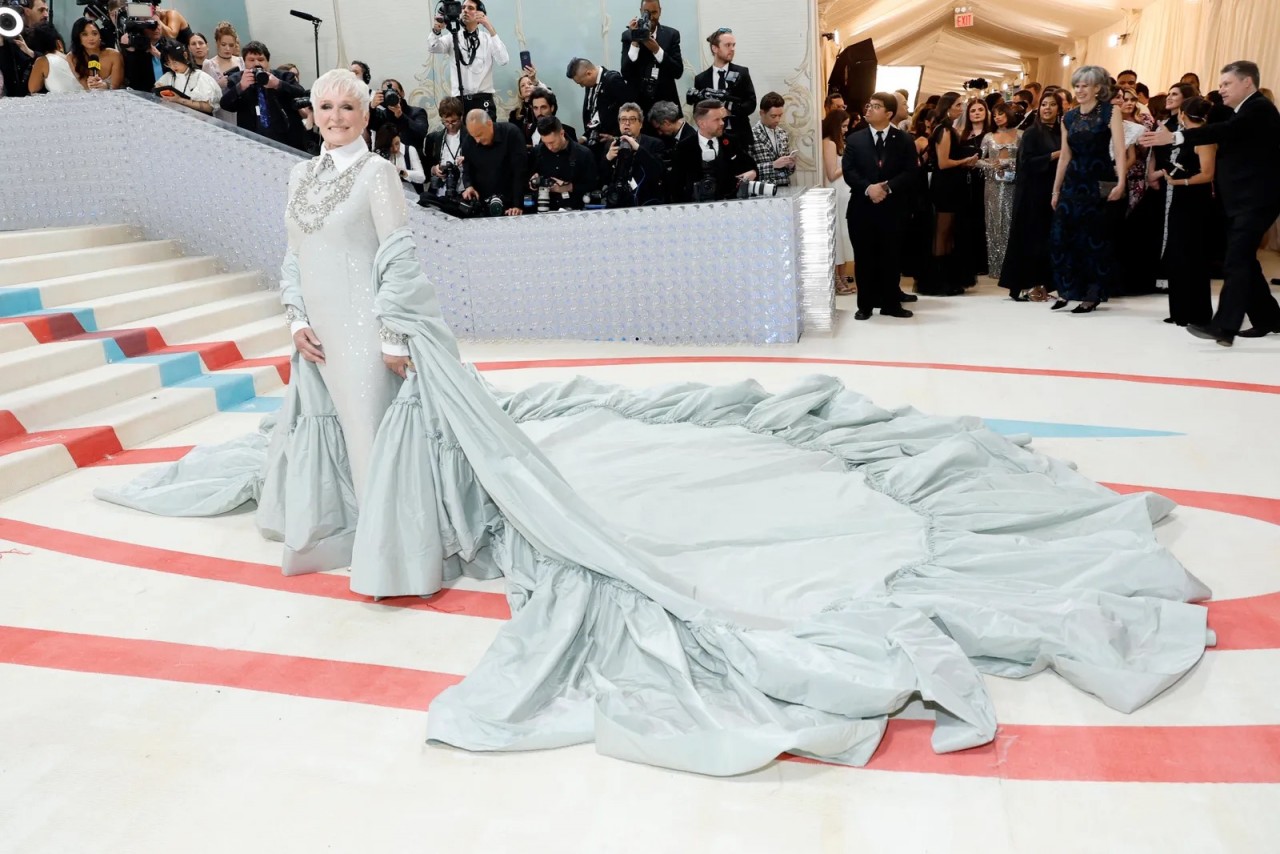 Thảm đỏ Met Gala 2023: Tôn vinh nhà thiết kế tài ba Karl Lagerfeld