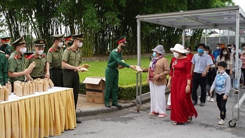 Hà Nội đón gần 720 nghìn lượt khách du lịch trong kỳ nghỉ lễ