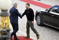 Tình hình Ukraine: Cảnh báo không kích sau vụ Điện Kremlin bị tấn công, Tổng thống Zelensky xuất ngoại, khối Bắc Âu ra tuyên bố