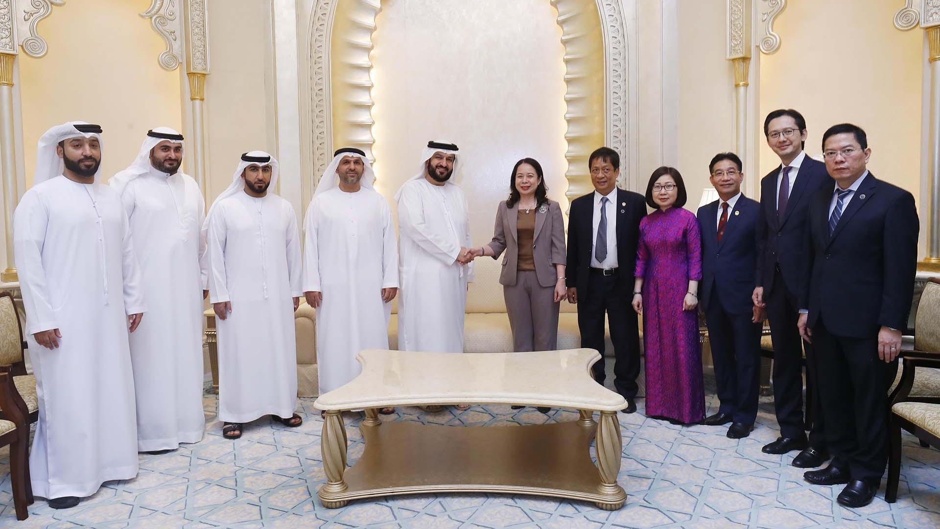 Phó Chủ tịch nước Võ Thị Ánh Xuân tiếp Tổng giám đốc Thông tấn xã UAE