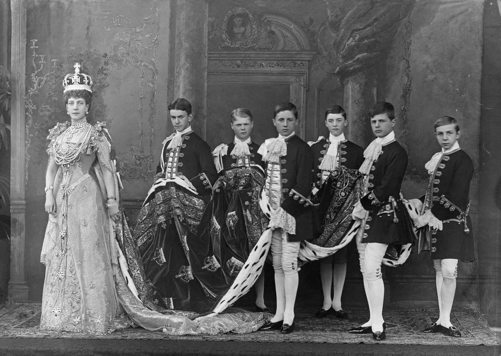 Những hình ảnh đẹp nhất tại lễ đăng quang ngai vàng trong lịch sử nước Anh