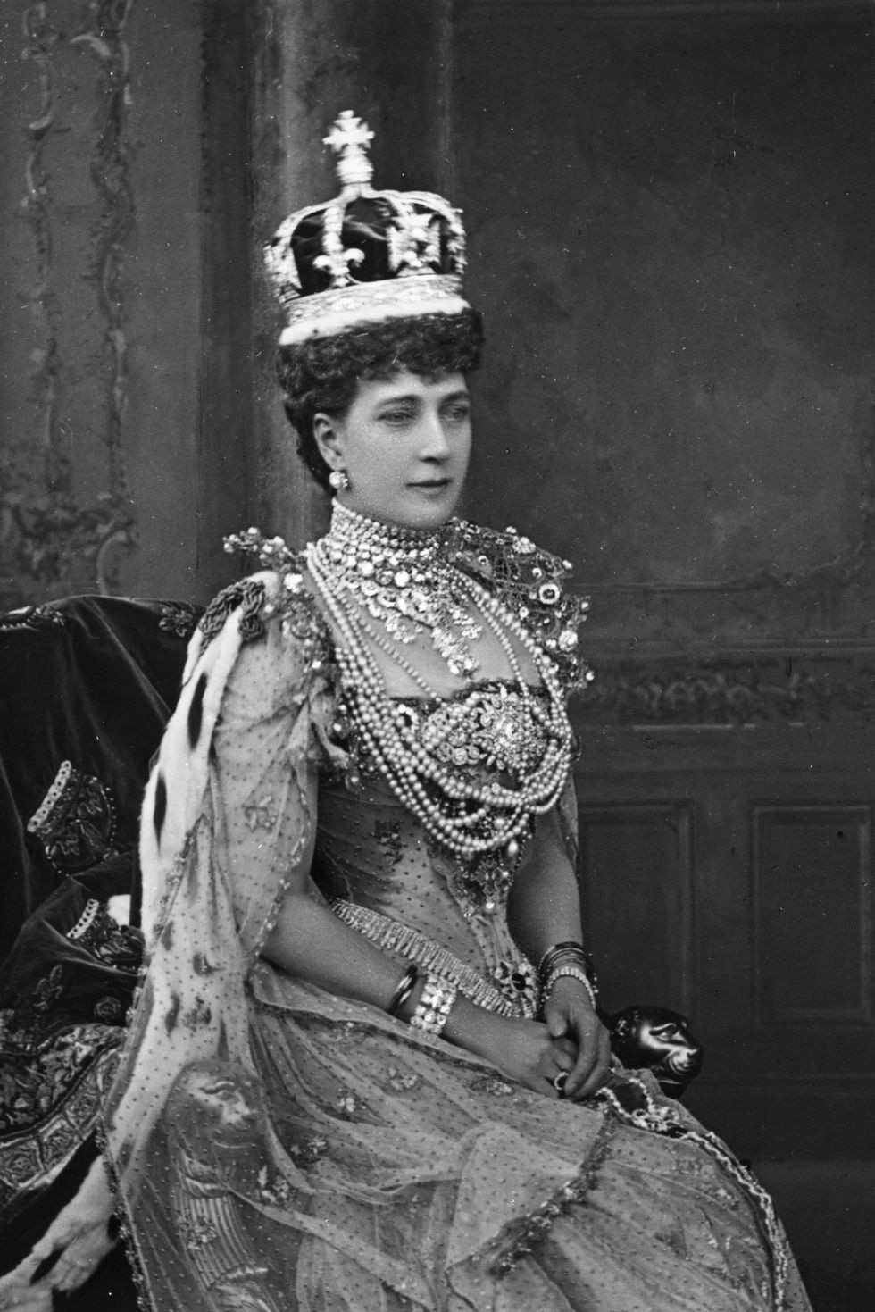 Những hình ảnh đẹp nhất tại lễ đăng quang ngai vàng trong lịch sử nước Anh