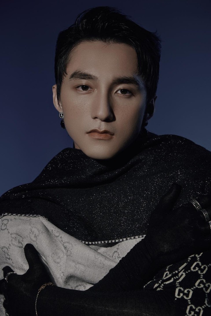 Sơn Tùng M-TP hát tiếng Anh ngày trở lại