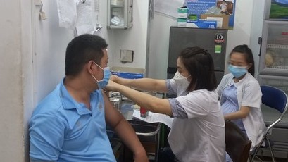 Covid-19 ngày 5/5: Gần 3.400 ca mắc mới, 997 ca khỏi bệnh và có hơn 160 F0 nặng