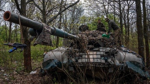 Xung đột Nga-Ukraine: Kiev khai hỏa diện rộng, điện đàm 'gấp gáp' với Washington, một cuộc phản công lớn sắp bắt đầu?