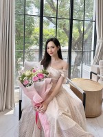 Nhan sắc hút hồn của Á hậu Trịnh Thùy Linh Nhan sắc hút hồn của Á hậu Trịnh Thùy Linh