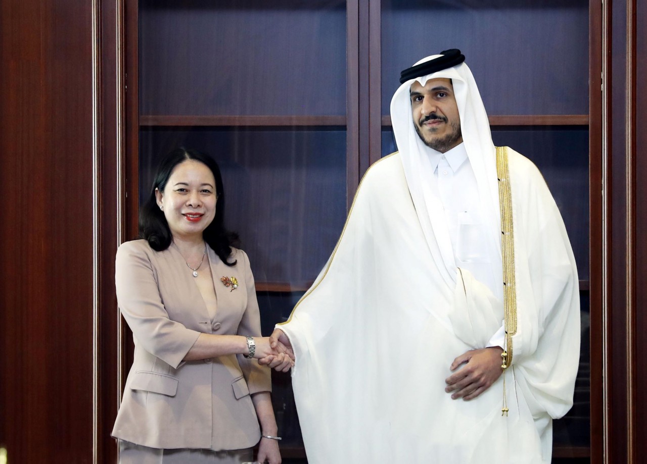 Phó Chủ tịch nước Võ Thị Ánh Xuân tiếp Bộ trưởng Bộ Công thương Qatar. Phó Chủ tịch nước Võ Thị Ánh Xuân tiếp Bộ trưởng Bộ Công thương Qatar.