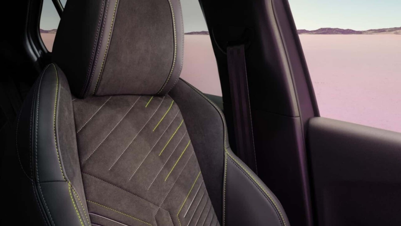 Cận cảnh xe điện Peugeot 2008 2023 ra mắt bản nâng cấp