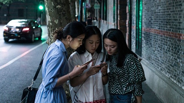 Nền tảng xã hội Xiaohongshu: Một cộng đồng thân thiện hay một cái bẫy tiêu dùng?