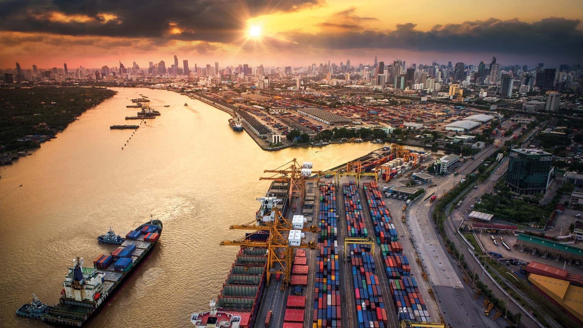 Để ASEAN bứt phá thành tâm điểm tăng trưởng