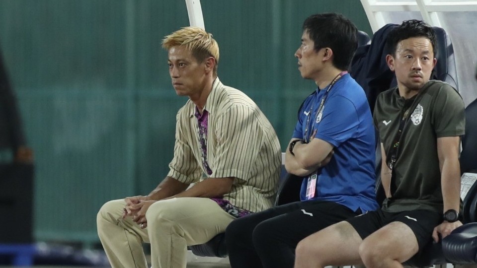HLV Keisuke Honda chia tay khi U22 Campuchia xếp thứ 3 vòng bảng bóng đá nam SEA Games 32