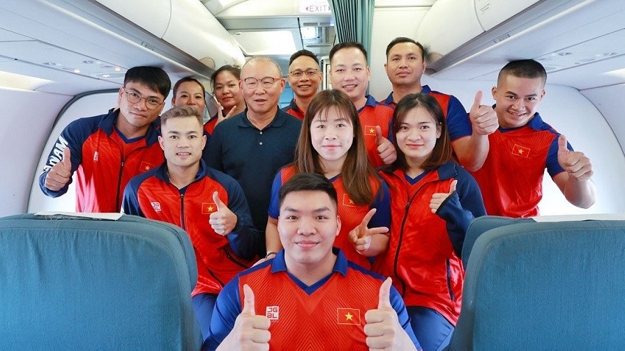 SEA Games 32: HLV Park Hang Seo sang Campuchia cổ vũ trận U22 Việt Nam vs U22 Thái Lan
