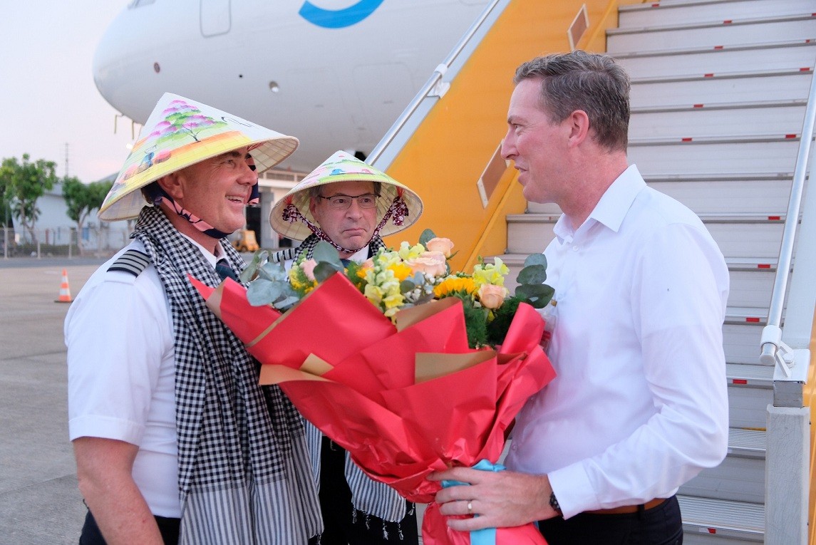 Đào tạo nâng cao năng lực cho cán bộ y tế chuyên ngành nhãn khoa tại Việt Nam