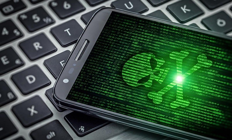 Mã độc có thể mã hóa dữ liệu, thay đổi mã PIN, mật khẩu đăng nhập vào smartphone để buộc người dùng phải trả tiền chuộc