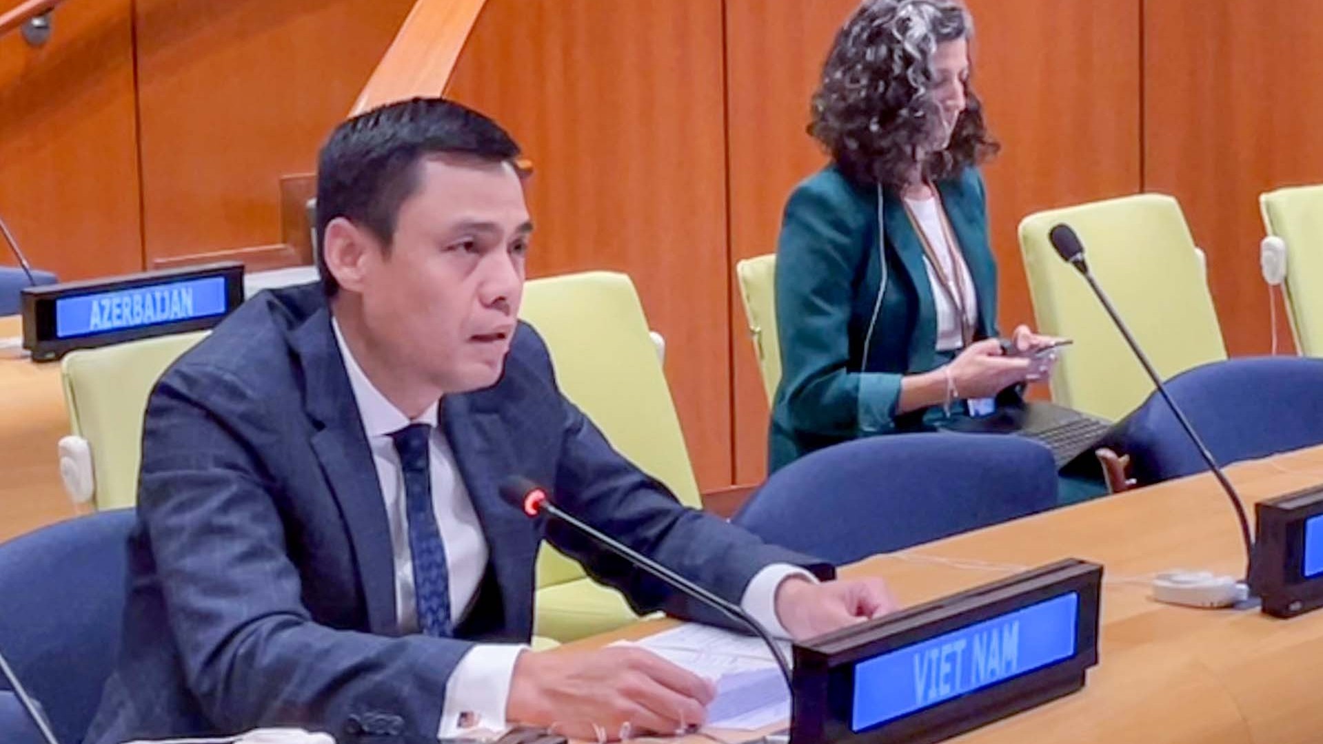 Việt Nam kêu gọi tăng cường hợp tác quốc tế để hỗ trợ các nước thu nhập trung bình thực hiện Mục tiêu phát triển bền vững