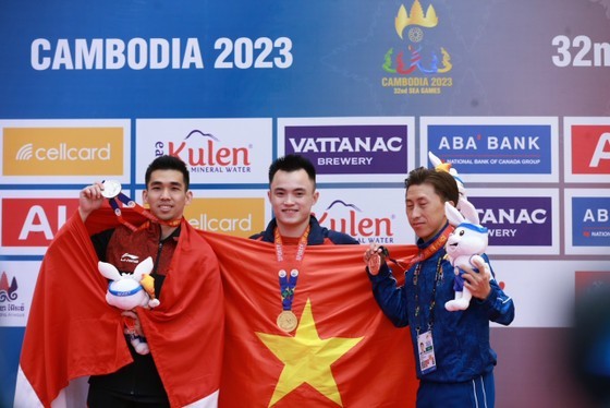 SEA Games 32: Võ sĩ wushu có HCV; đội tuyển golf vào thi đấu chung kết SEA Games 32: Võ sĩ wushu có HCV; đội tuyển golf vào thi đấu chung kết