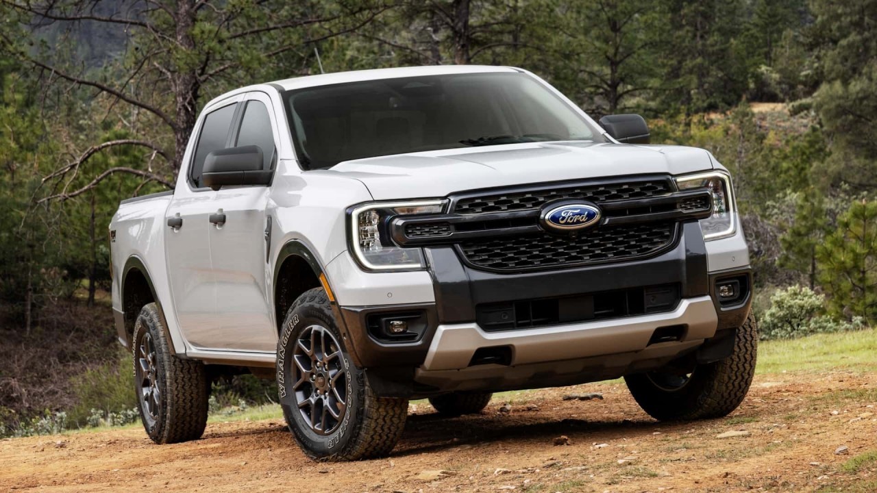 Cận cảnh Ford Ranger 2024 ra mắt tại Mỹ với ba tùy chọn máy xăng Cận cảnh Ford Ranger 2024 ra mắt tại Mỹ với ba tùy chọn máy xăng