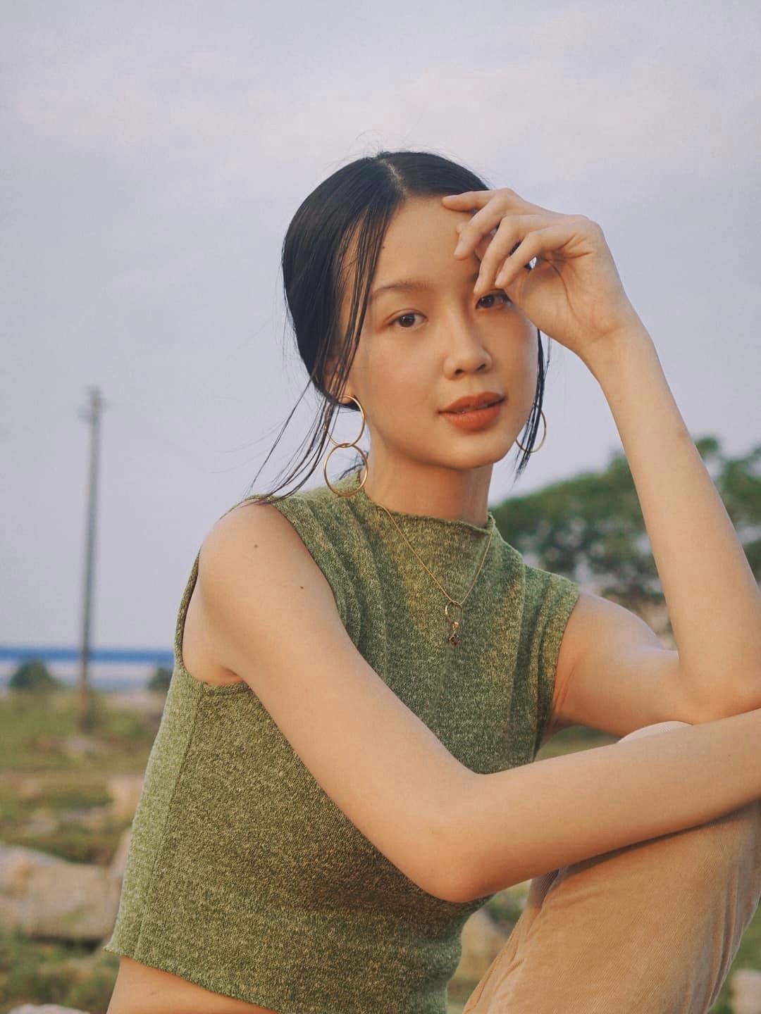 Hoa hậu Bảo Ngọc quyến rũ hết nấc từ sàn diễn đến đời thường