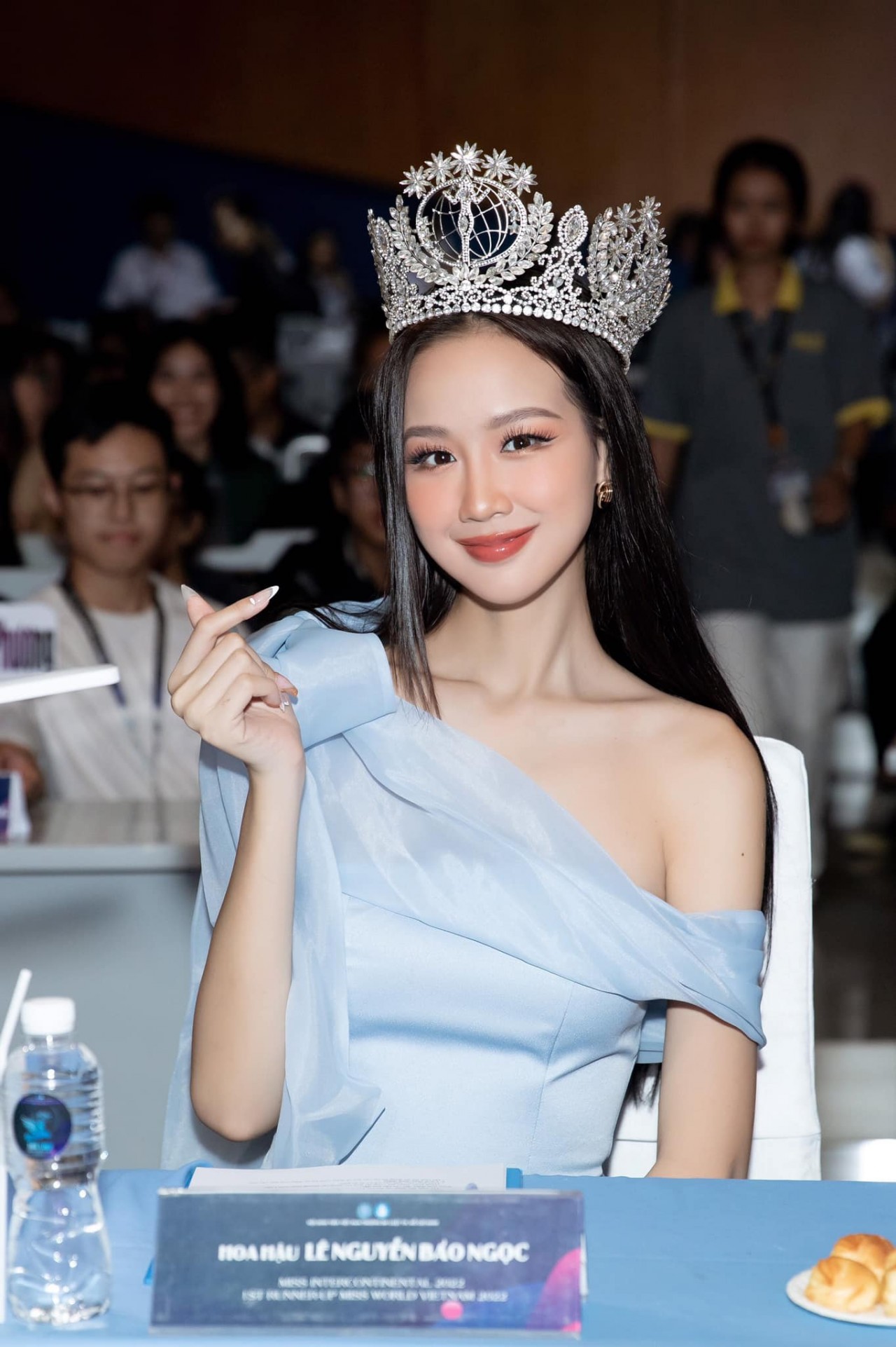 Hoa hậu Bảo Ngọc quyến rũ hết nấc từ sàn diễn đến đời thường Hoa hậu Bảo Ngọc quyến rũ hết nấc từ sàn diễn đến đời thường