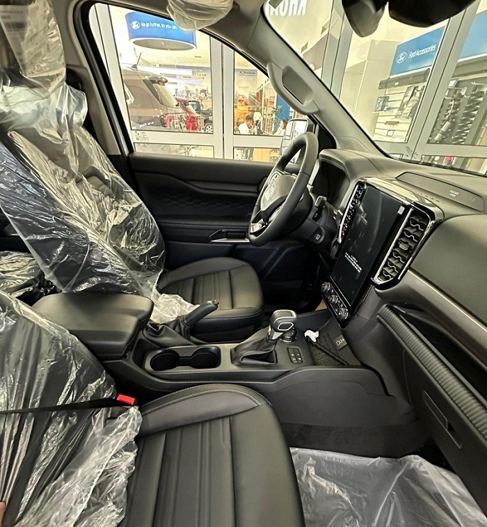 Nội thất Ford Ranger Sport 2.0L 4x4 AT Nội thất Ford Ranger Sport 2.0L 4x4 AT