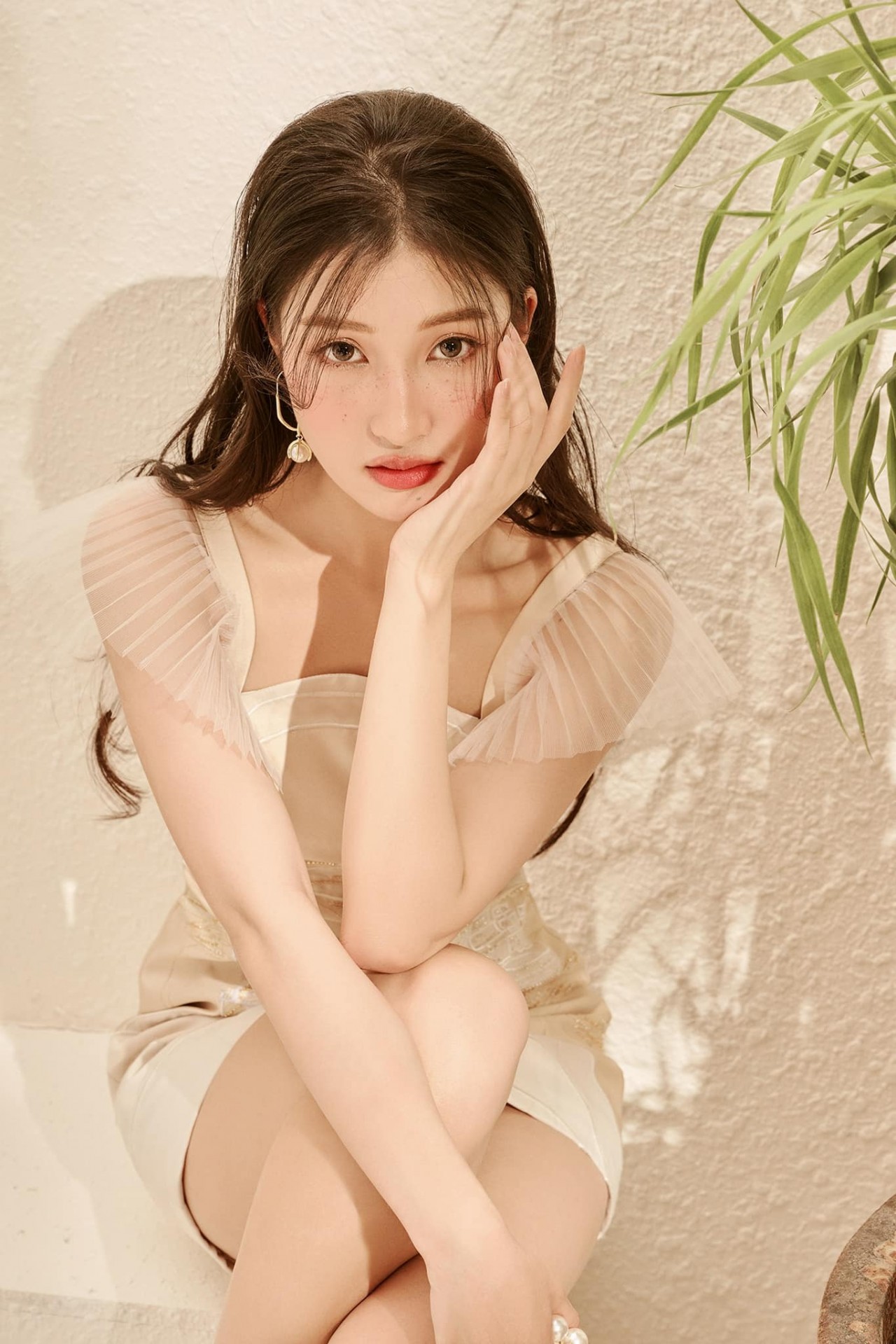 Á hậu Phương Nhi